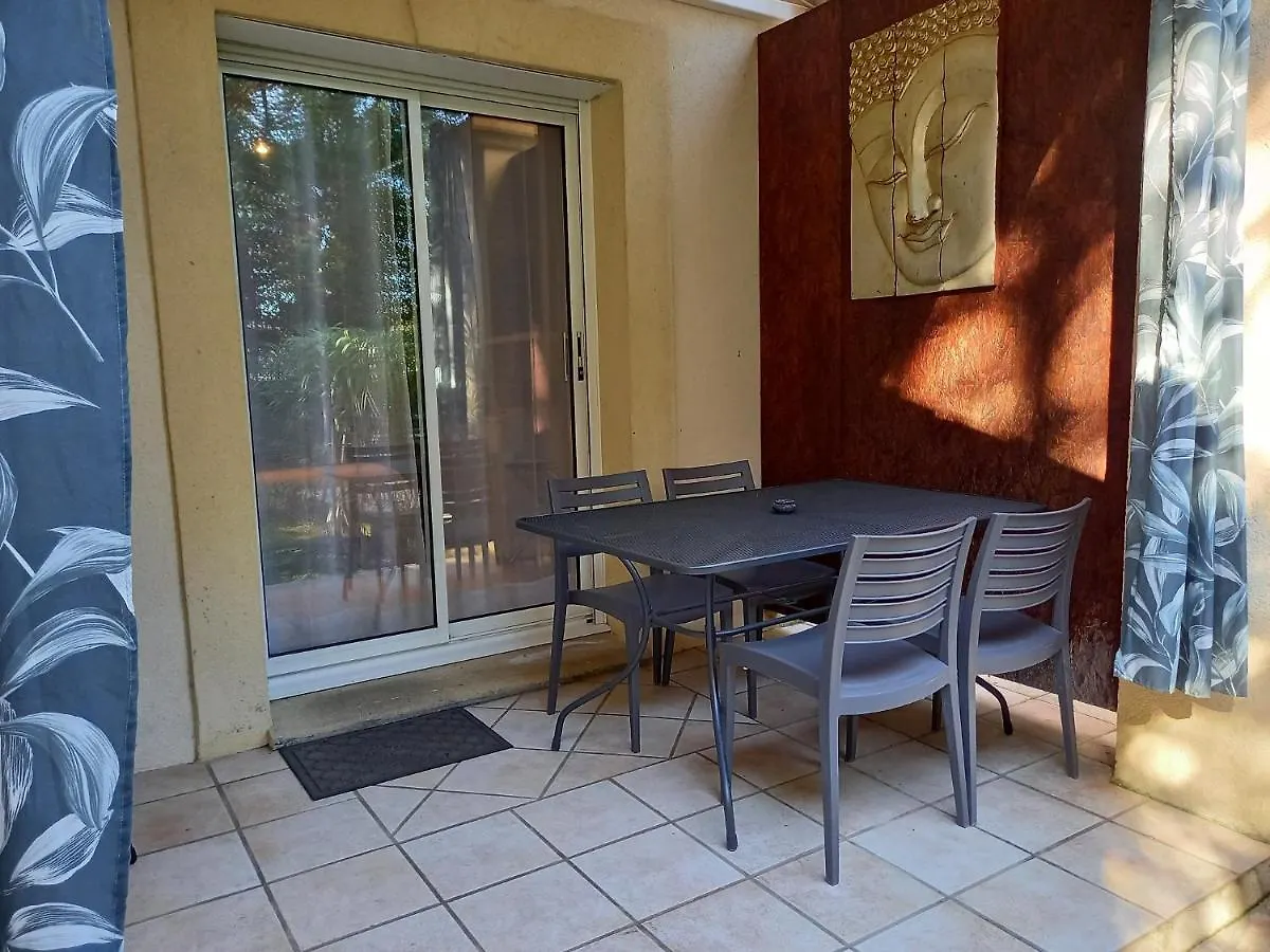 Residence Royal Palmeraie Aubagne 0*,